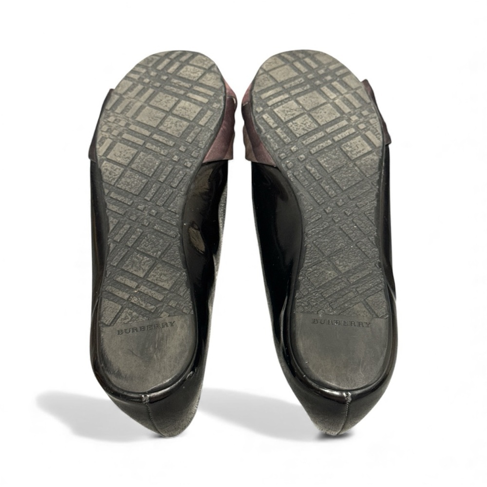 Burberry Black Plaid Knot-Front Ballet Flats - Picture 8 of 15